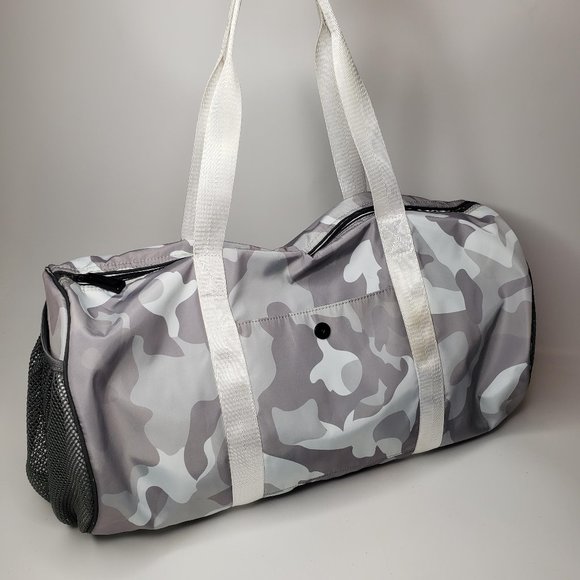Athleta Grey Camouflage Gym Workout Duffle Bag - Picture 3 of 11